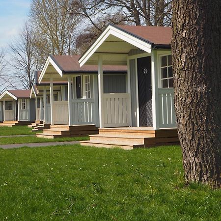 Skara Stads-Camping & Stugby Dış mekan fotoğraf